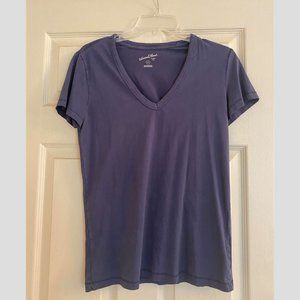 Universal Thread Basic V Neck Tee